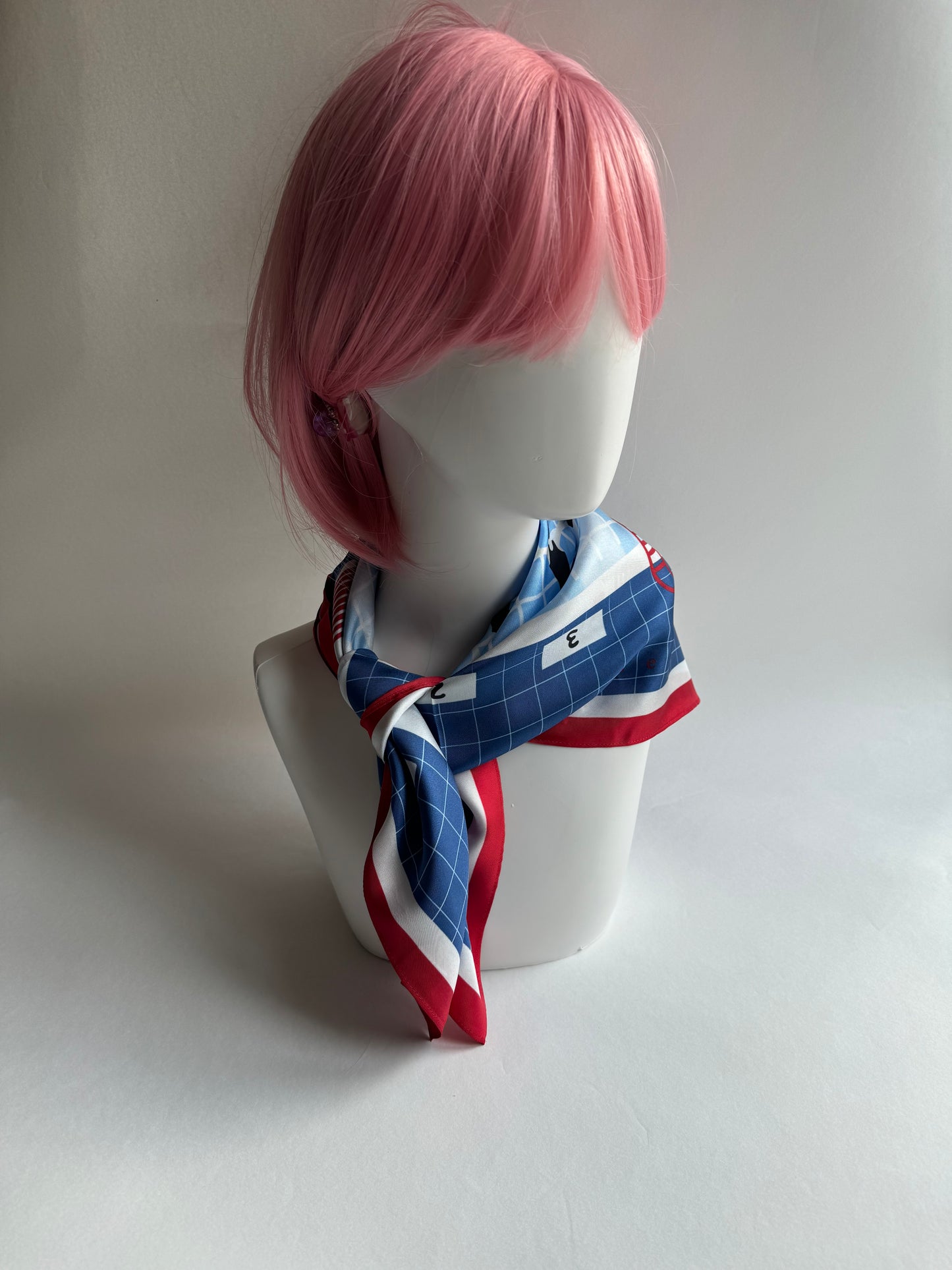 The Pool 65 cm square scarf