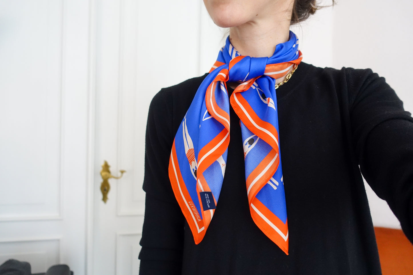 The Swimmers 65 cm square silk scarf