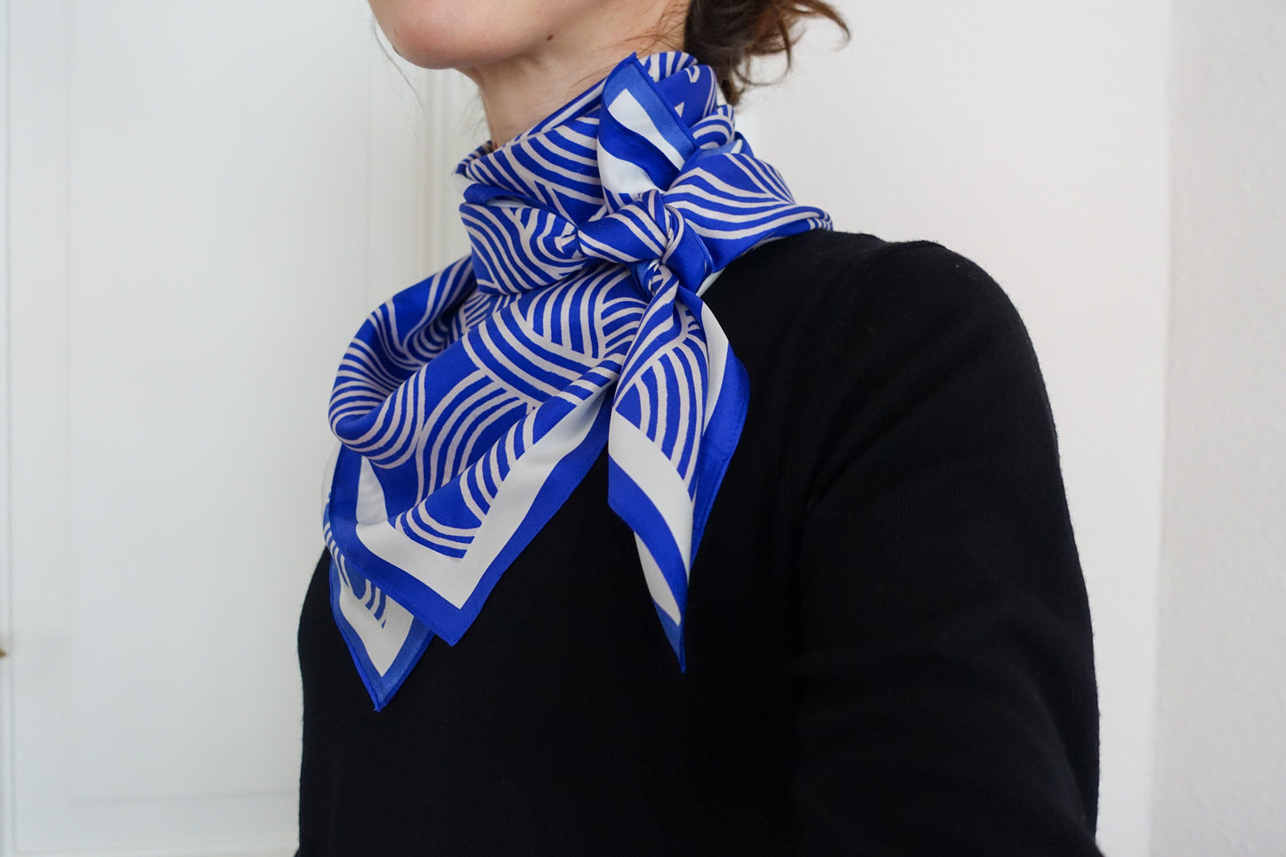 Ramen, 90 cm Square Silk Scarf