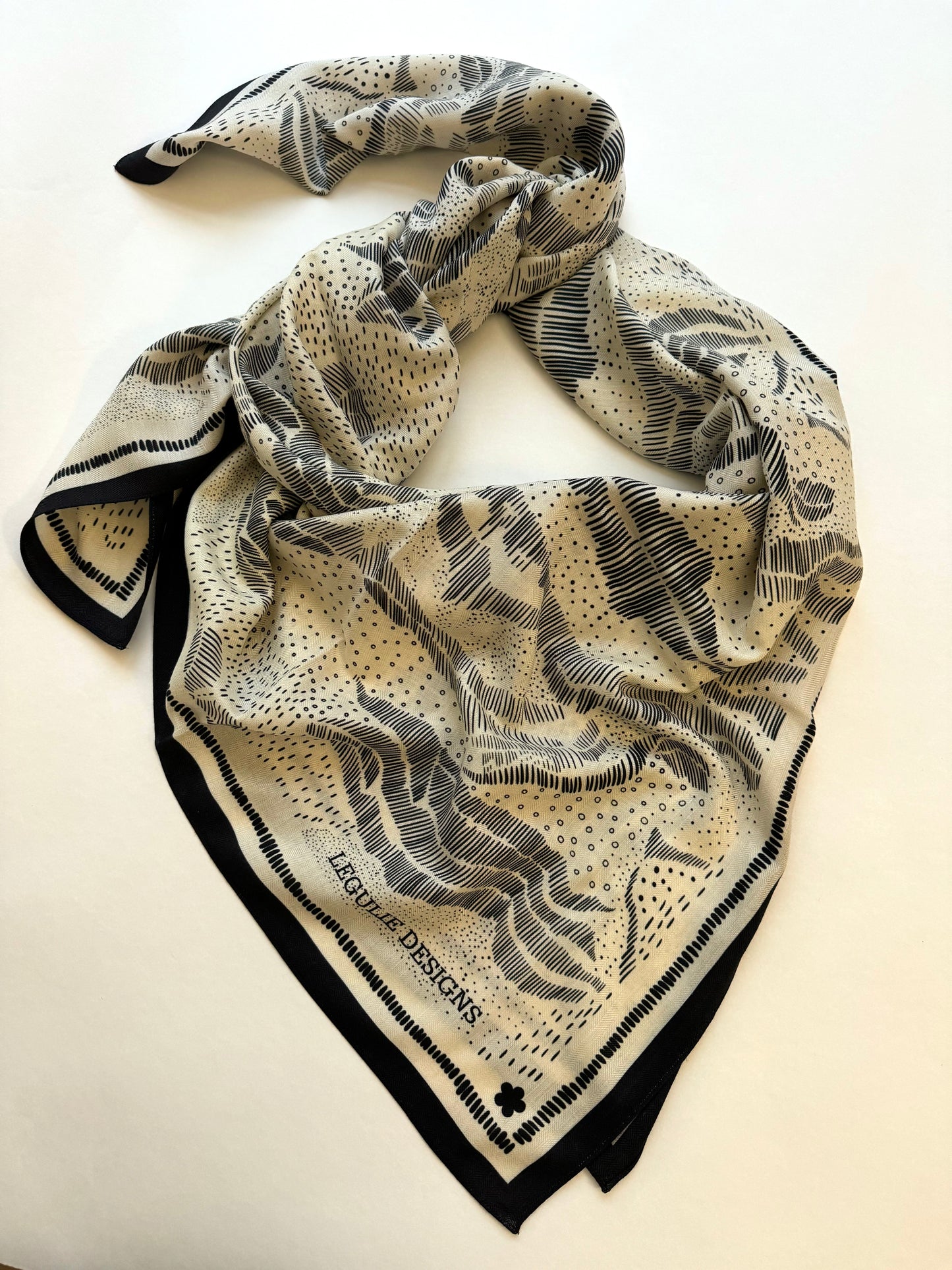 Snow fields silk wool shawl 135 cm